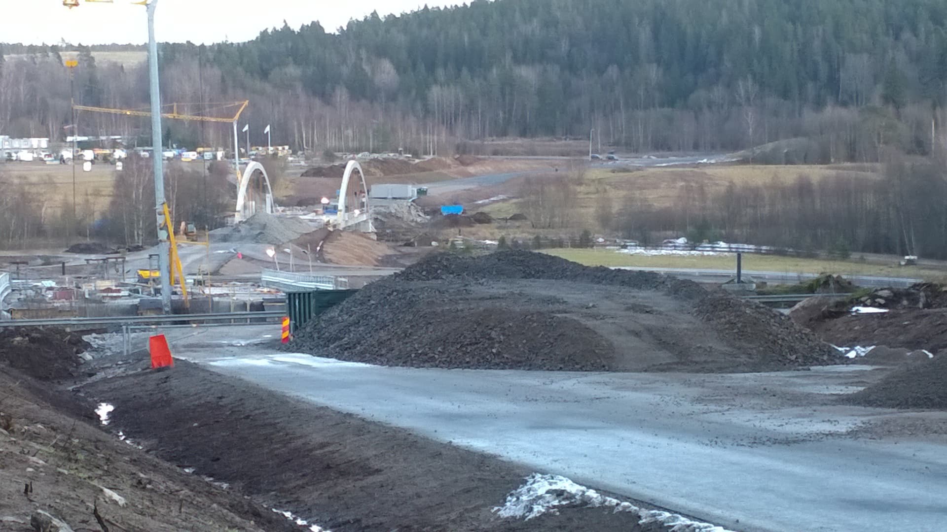 Brobyggnation längs riksväg 27 vid Osdal